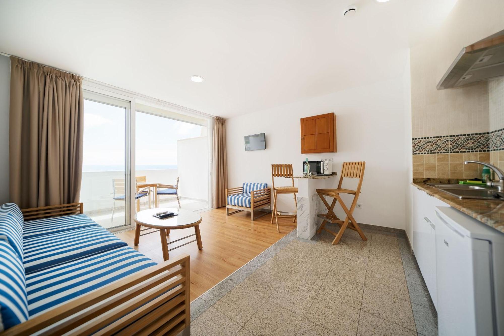 Superior Two-Bedroom Apartment,1696621061:JPEG